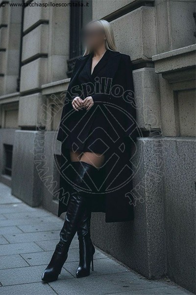 Foto Cecilia  Incontri Escort Brindisi 3497786236